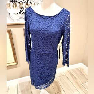 5 for $30 NWT! FOREVER 21 Navy Lace Detail Dress